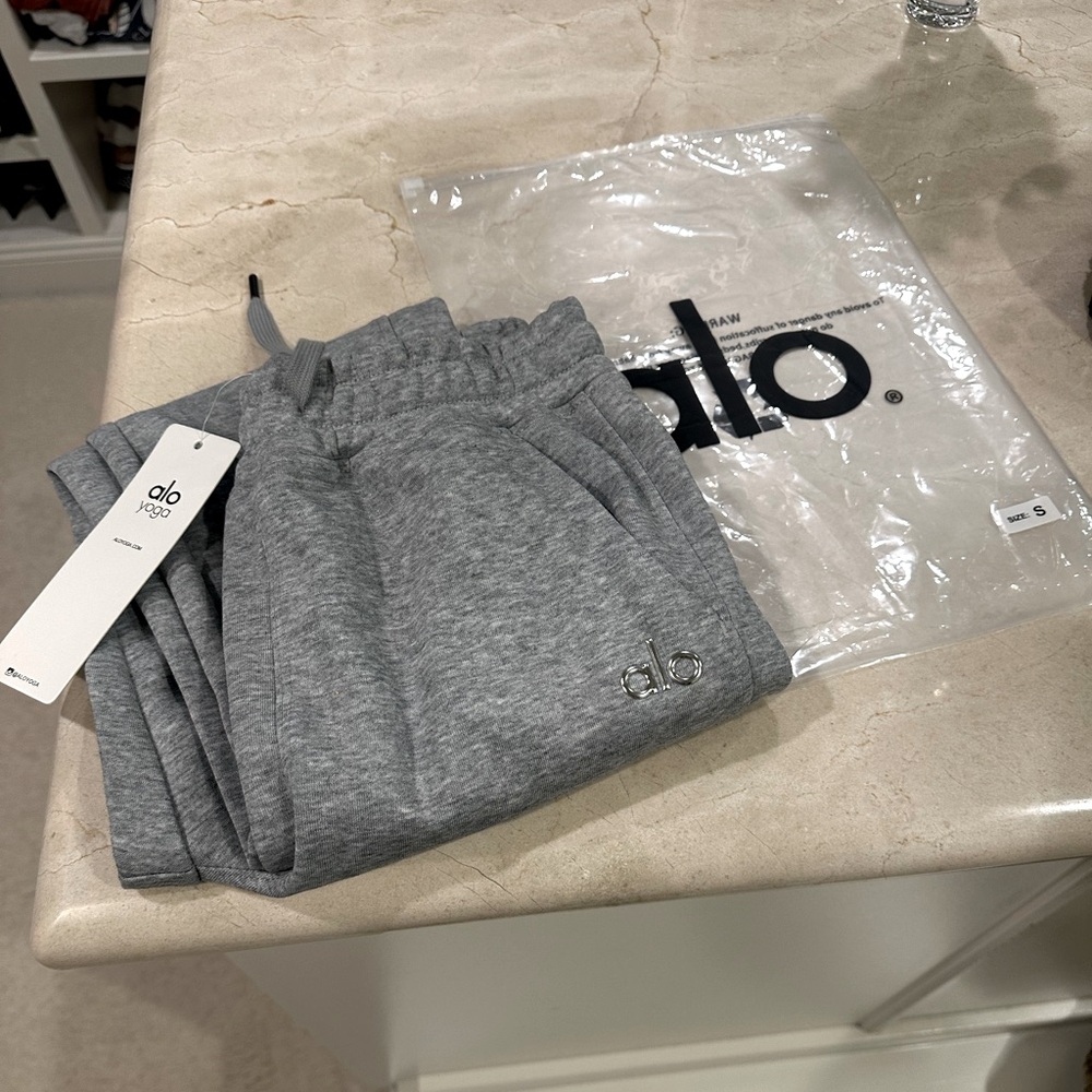 ALO Sweatpants
